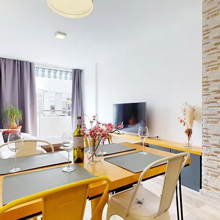 Appartement Airy And Modern Mon Cheri Split