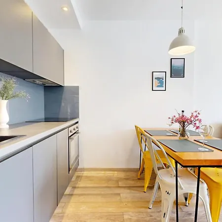 Airy And Modern Mon Cheri شقة سبليت