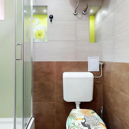Airy And Modern Mon Cheri سبليت