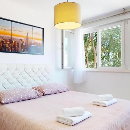 Airy And Modern Mon Cheri * Сплит