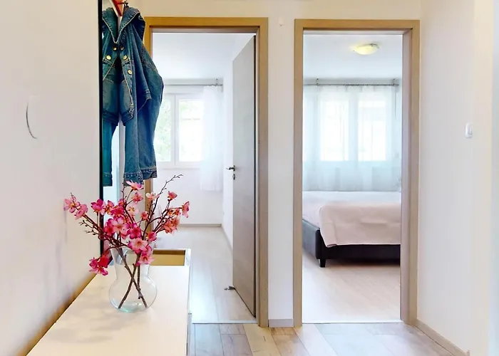 Апартаменты Airy And Modern Mon Cheri *